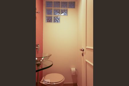 Apartamento à venda com 137m², 3 quartos e 2 vagas Apartamento à venda com 137m², 3 quartos e 2 vagasLavabo