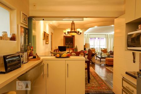 Apartamento à venda com 137m², 3 quartos e 2 vagas Apartamento à venda com 137m², 3 quartos e 2 vagasCozinha