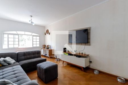 Sala de casa à venda com 3 quartos, 220m² em Jardim Peri, São Paulo