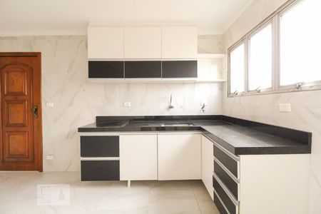 Apartamento para alugar com 110m², 3 quartos e 2 vagasCozinha