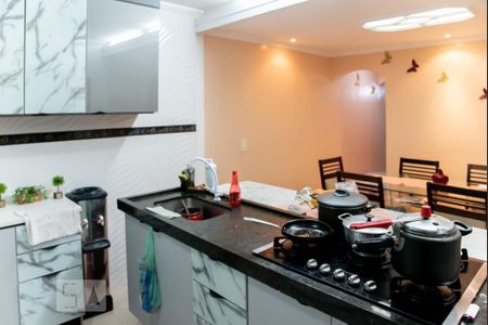 Casa à venda com 210m², 3 quartos e 2 vagasCozinha