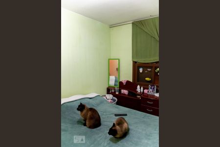 Casa à venda com 210m², 3 quartos e 2 vagasQuarto 3