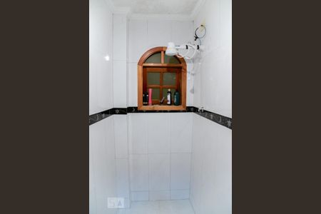 Casa à venda com 210m², 3 quartos e 2 vagasBanheiro 3