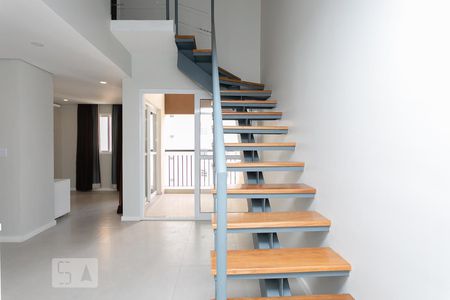 Sala de apartamento à venda com 2 quartos, 70m² em Cerqueira César, São Paulo