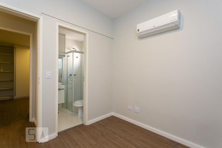 Apartamento à venda com 70m², 2 quartos e 2 vagasSuíte 1