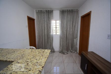 Sala de apartamento para alugar com 2 quartos, 55m² em Colônia Agrícola Arniqueira, Brasília