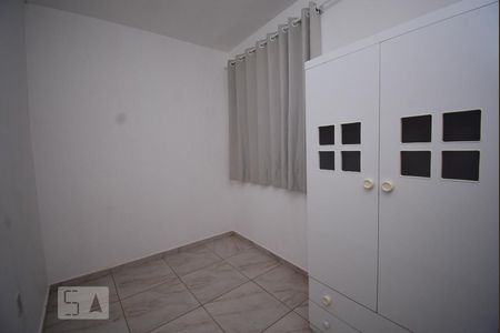 Quarto 2 de apartamento para alugar com 2 quartos, 55m² em Colônia Agrícola Arniqueira, Brasília