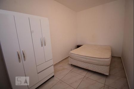 Quarto 1 de apartamento para alugar com 2 quartos, 55m² em Colônia Agrícola Arniqueira, Brasília