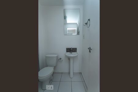 Apartamento à venda com 70m², 3 quartos e 1 vaga Apartamento à venda com 70m², 3 quartos e 1 vagaBanheiro da Suíte