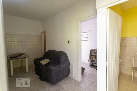Sala de casa para alugar com 2 quartos, 77m² em Santa Efigênia, Belo Horizonte