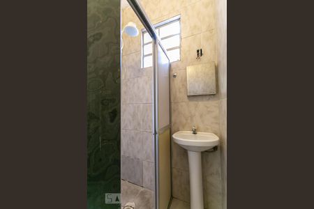 Casa para alugar com 77m², 2 quartos e 1 vagaBanheiro