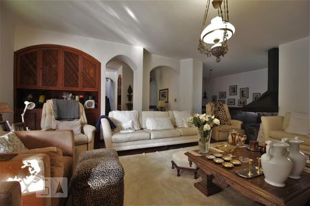 Sala de casa para alugar com 6 quartos, 600m² em Morumbi, São Paulo