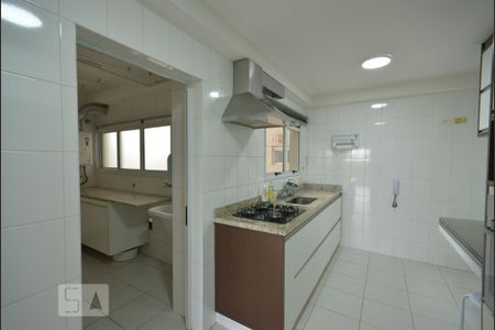 Apartamento para alugar com 111m², 2 quartos e 2 vagasCozinha