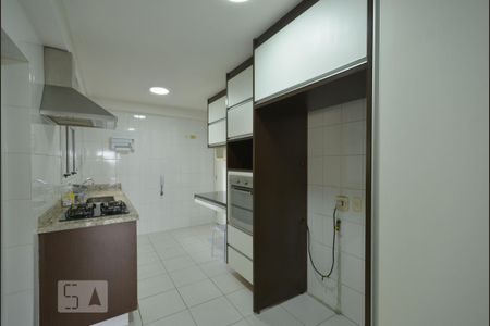Apartamento para alugar com 111m², 2 quartos e 2 vagasCozinha