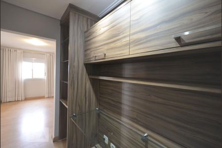 Apartamento para alugar com 111m², 2 quartos e 2 vagasEscritório