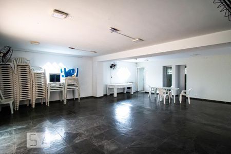 Apartamento para alugar com 52m², 2 quartos e 1 vagaÁrea comum - Salão de festas