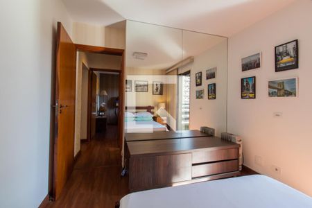 Apartamento para alugar com 134m², 3 quartos e 2 vagasQuarto 3