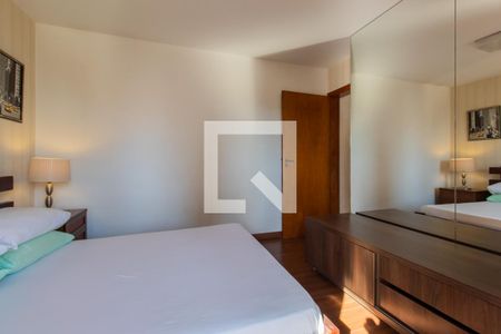 Apartamento para alugar com 134m², 3 quartos e 2 vagasQuarto 3