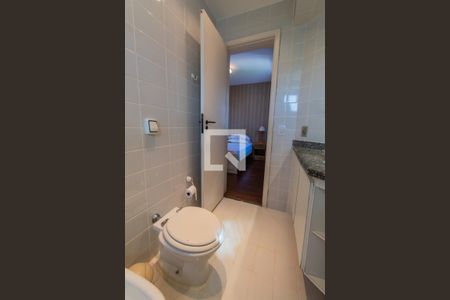 Apartamento para alugar com 134m², 3 quartos e 2 vagasBanheiro do Quarto 1