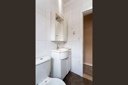 Casa à venda com 170m², 3 quartos e 2 vagas Casa à venda com 170m², 3 quartos e 2 vagasBanheiro