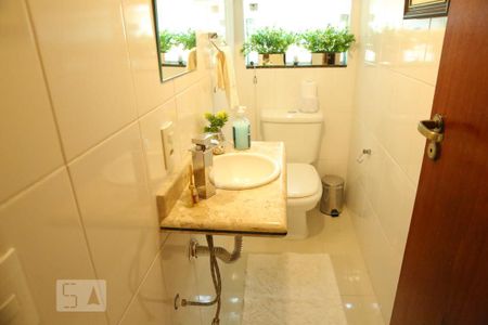 Casa à venda com 160m², 3 quartos e 4 vagasLavabo