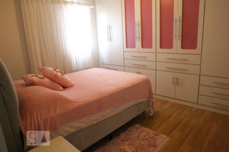 Casa à venda com 160m², 3 quartos e 4 vagasQuarto 3 - Suíte