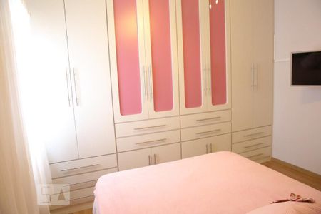 Casa à venda com 160m², 3 quartos e 4 vagasQuarto 3 - Suíte