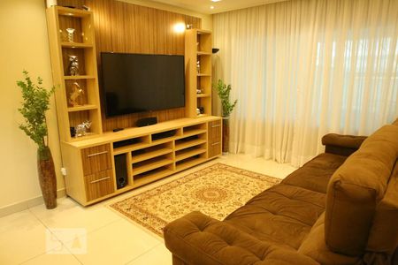 Sala de casa à venda com 3 quartos, 160m² em Vila Moinho Velho, São Paulo