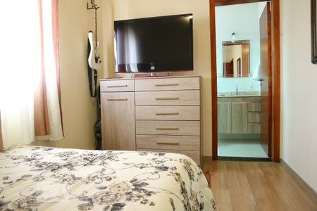 Casa à venda com 160m², 3 quartos e 4 vagasQuarto 2 - Suíte