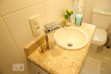 Casa à venda com 160m², 3 quartos e 4 vagasLavabo