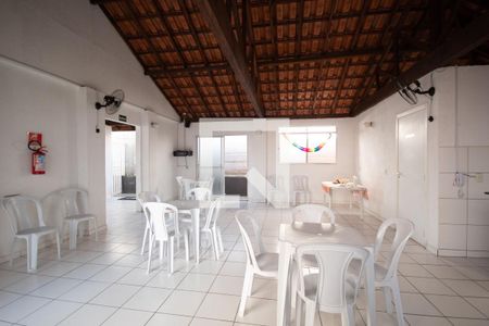 Apartamento para alugar com 49m², 2 quartos e 1 vagaÁrea comum - Salão de festas