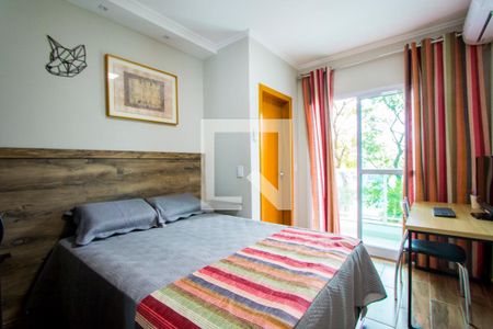 Casa à venda com 370m², 5 quartos e 6 vagas Casa à venda com 370m², 5 quartos e 6 vagasQuarto 2 - Suíte