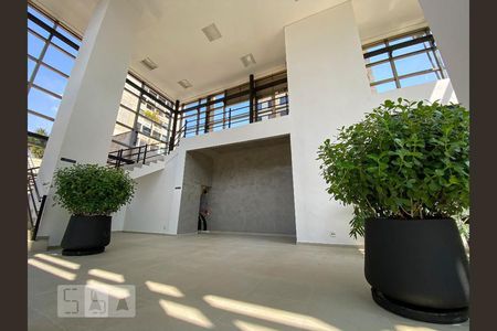 Apartamento à venda com 72m², 2 quartos e 2 vagas Apartamento à venda com 72m², 2 quartos e 2 vagasHall