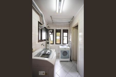 Apartamento à venda com 132m², 3 quartos e 2 vagasÁrea de serviço