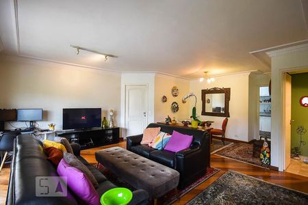 Sala de apartamento à venda com 3 quartos, 132m² em Real Parque, São Paulo