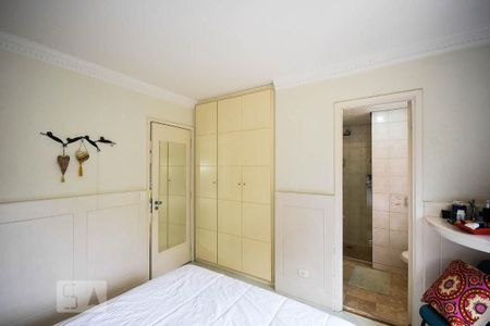 Apartamento à venda com 132m², 3 quartos e 2 vagasSuíte 1