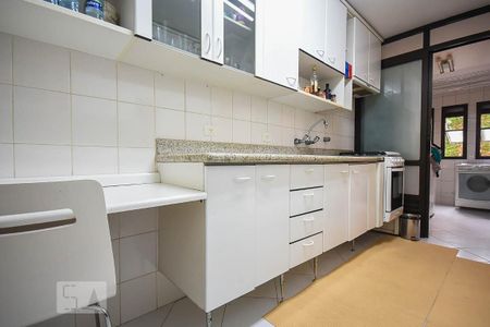 Apartamento à venda com 132m², 3 quartos e 2 vagasCozinha