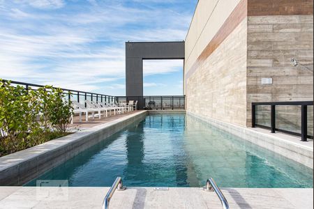 Apartamento à venda com 41m², 1 quarto e sem vagaPiscina