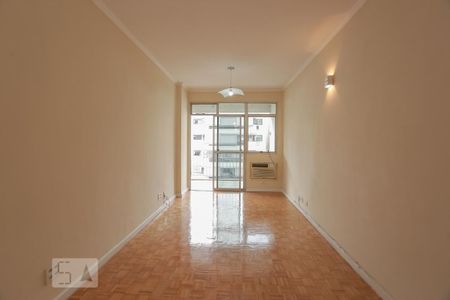 Sala de apartamento para alugar com 2 quartos, 75m² em Maracanã, Rio de Janeiro