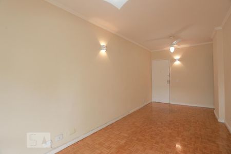 Sala de apartamento para alugar com 2 quartos, 75m² em Maracanã, Rio de Janeiro