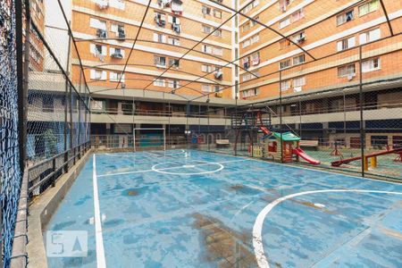 Studio à venda com 32m², 1 quarto e sem vaga Studio à venda com 32m², 1 quarto e sem vagaQuadra