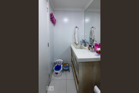 Apartamento à venda com 67m², 3 quartos e 1 vagaBanheiro Social