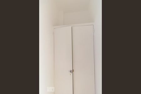 Apartamento para alugar com 43m², 1 quarto e sem vagaArmário