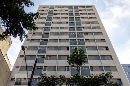 Apartamento para alugar com 43m², 1 quarto e sem vagaFachada