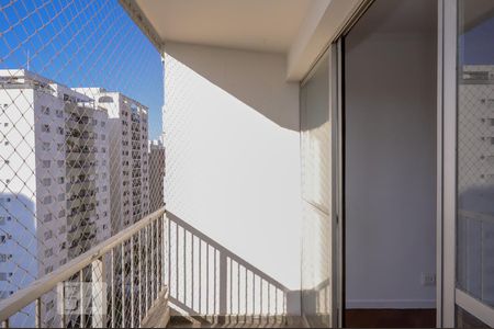 Sacada de apartamento para alugar com 3 quartos, 98m² em Perdizes, São Paulo