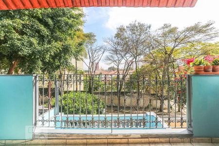 Casa à venda com 200m², 5 quartos e 2 vagas Casa à venda com 200m², 5 quartos e 2 vagasVaranda Suite 1