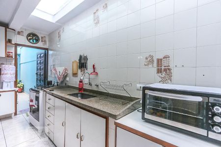 Casa à venda com 200m², 5 quartos e 2 vagas Casa à venda com 200m², 5 quartos e 2 vagasCozinha