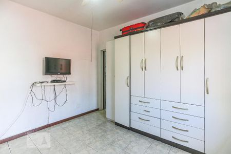 Casa à venda com 200m², 5 quartos e 2 vagas Casa à venda com 200m², 5 quartos e 2 vagasSuite 2