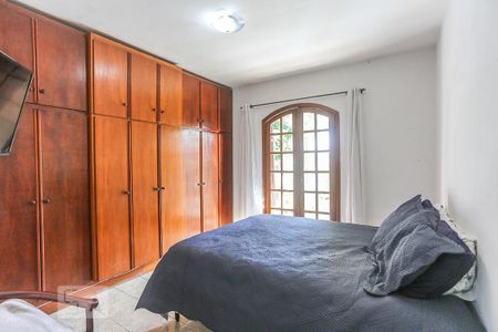 Casa à venda com 200m², 5 quartos e 2 vagas Casa à venda com 200m², 5 quartos e 2 vagasSuite 1