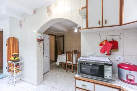 Casa à venda com 200m², 5 quartos e 2 vagas Casa à venda com 200m², 5 quartos e 2 vagasCozinha